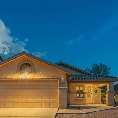 Tranquil Oasis: Experience Luxury Living! Villa Phoenix Exterior photo